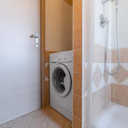 Appartement Bellavista 2 *